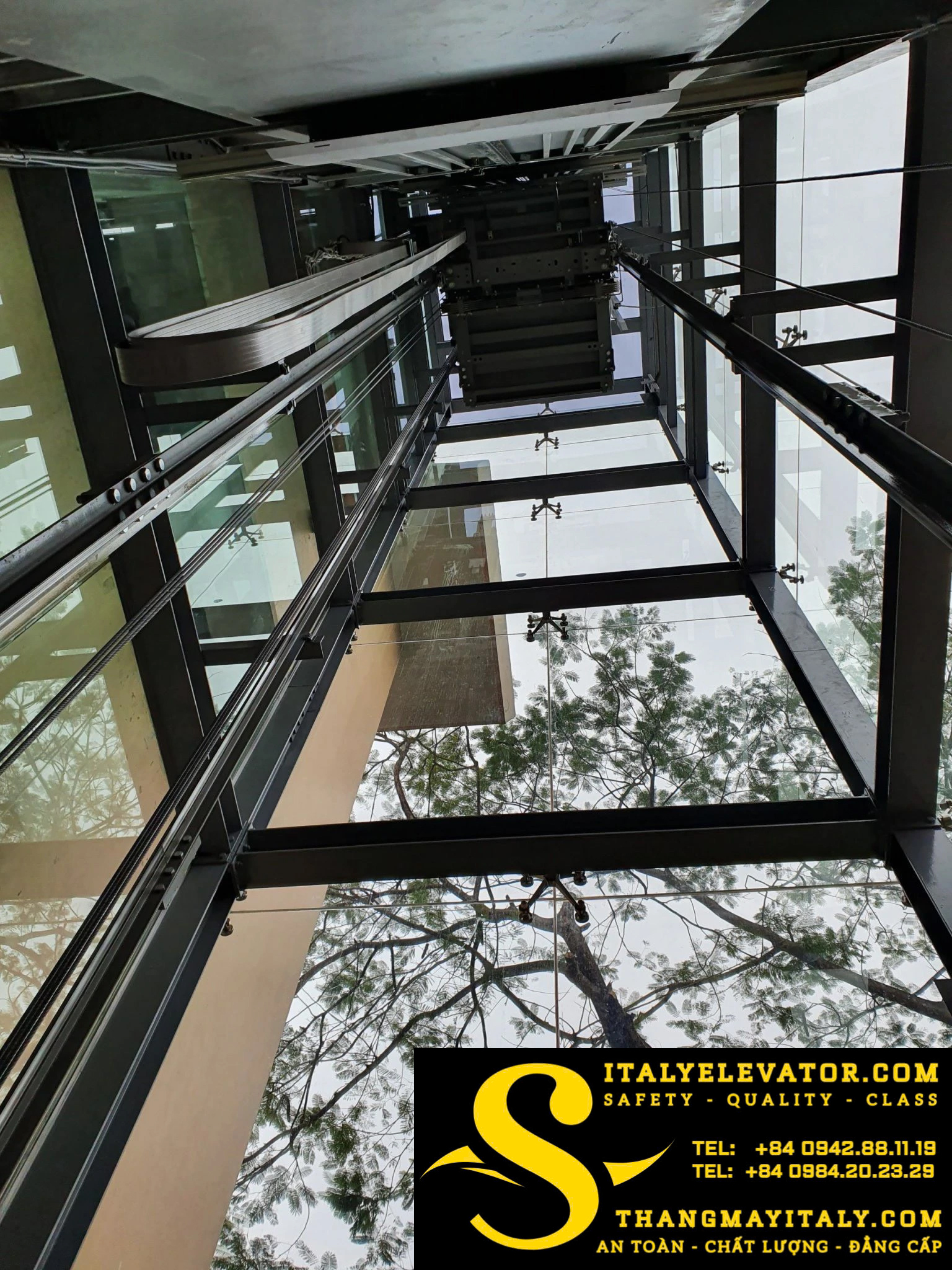 KHUNG THÉP THANG MÁY